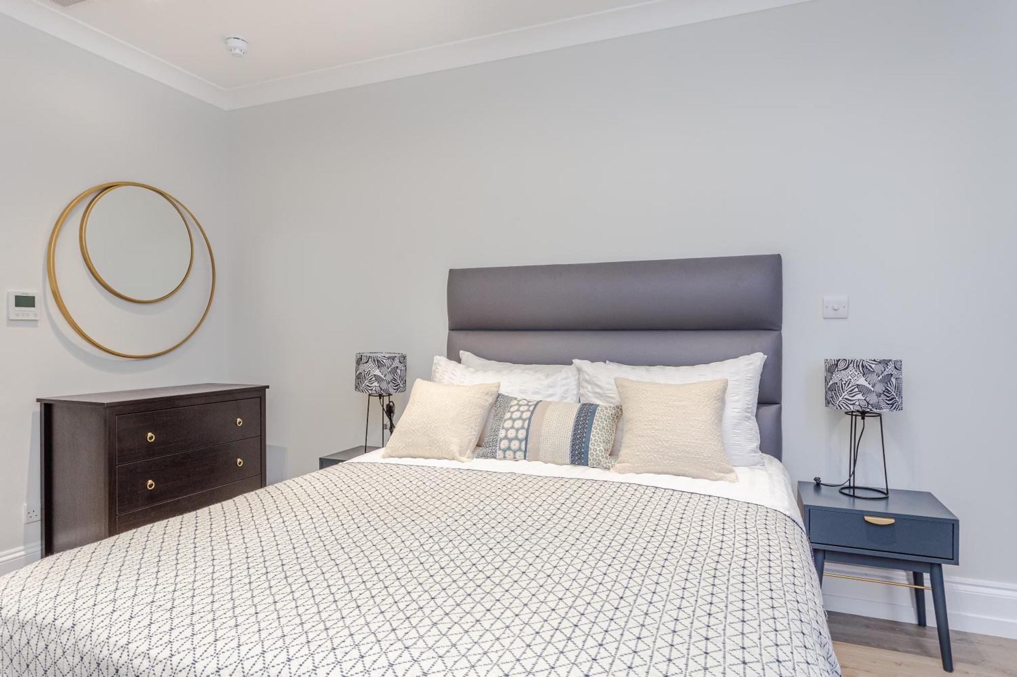 Apartment Cleveland Residences Kensington