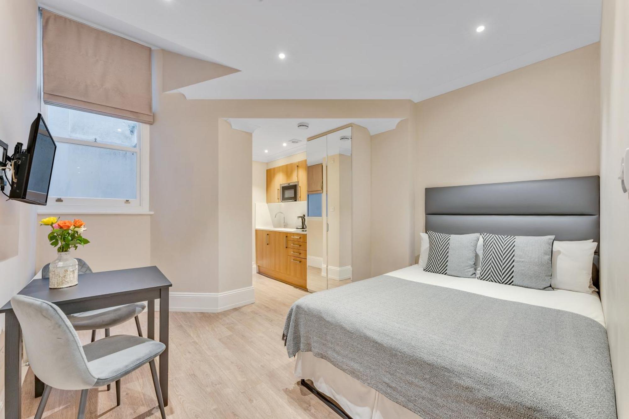 Apartment Cleveland Residences Kensington London