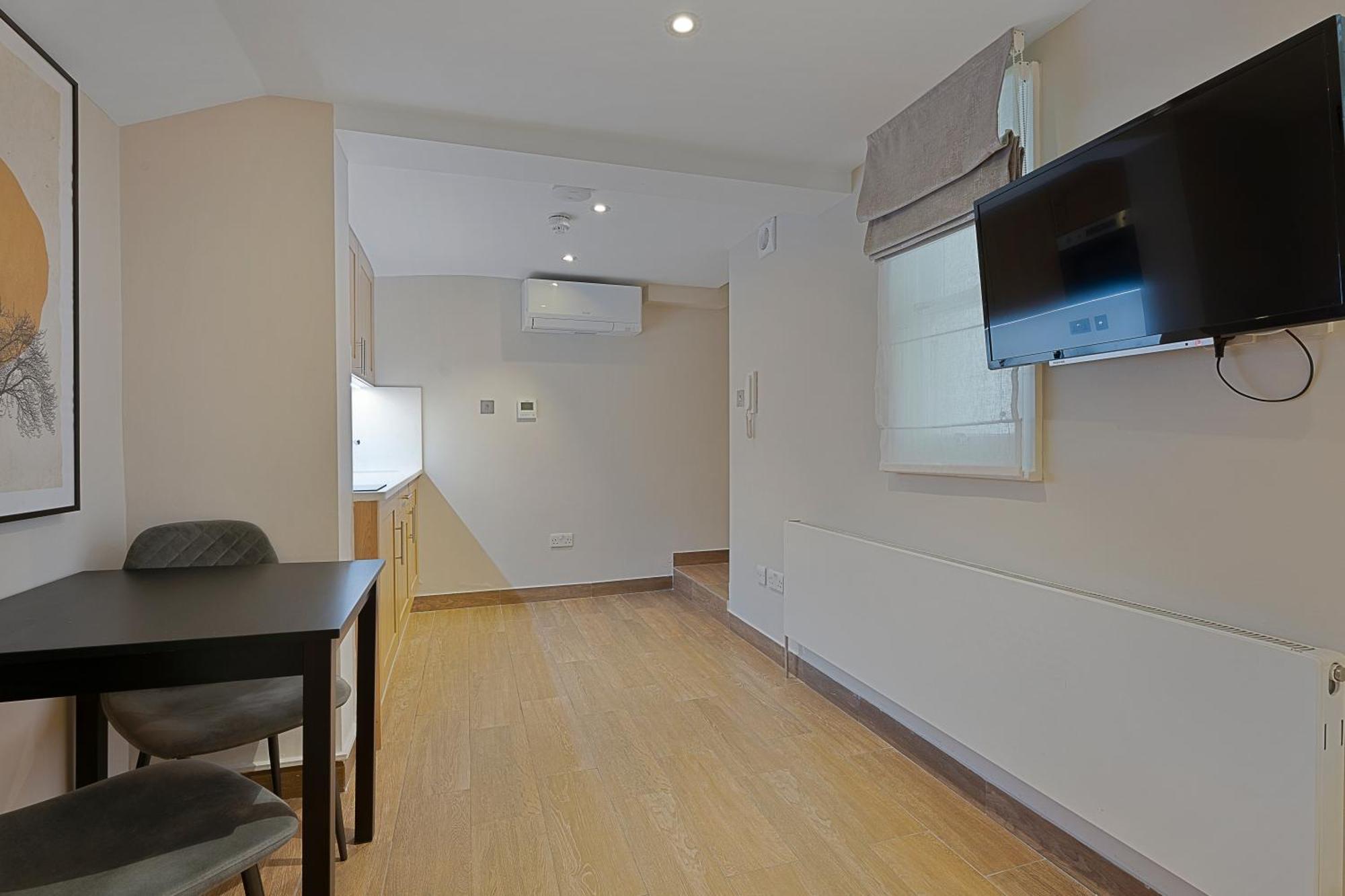 Cleveland Residences Kensington